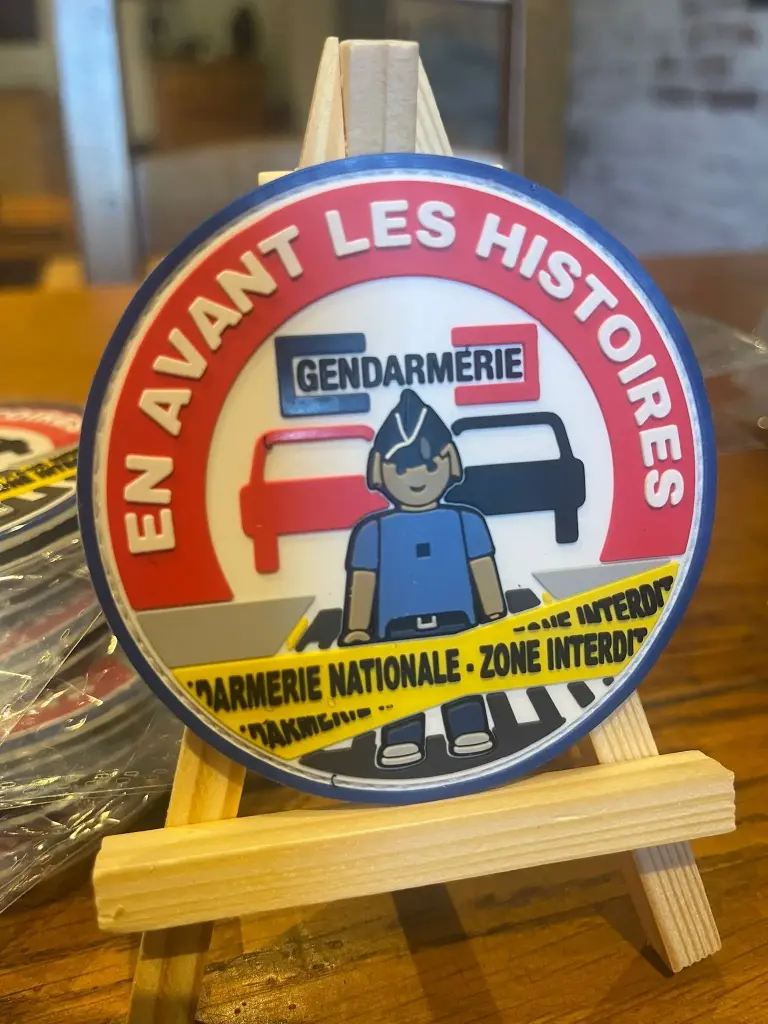 🧩 Rondache « En avant les histoires » — Gendarmerie